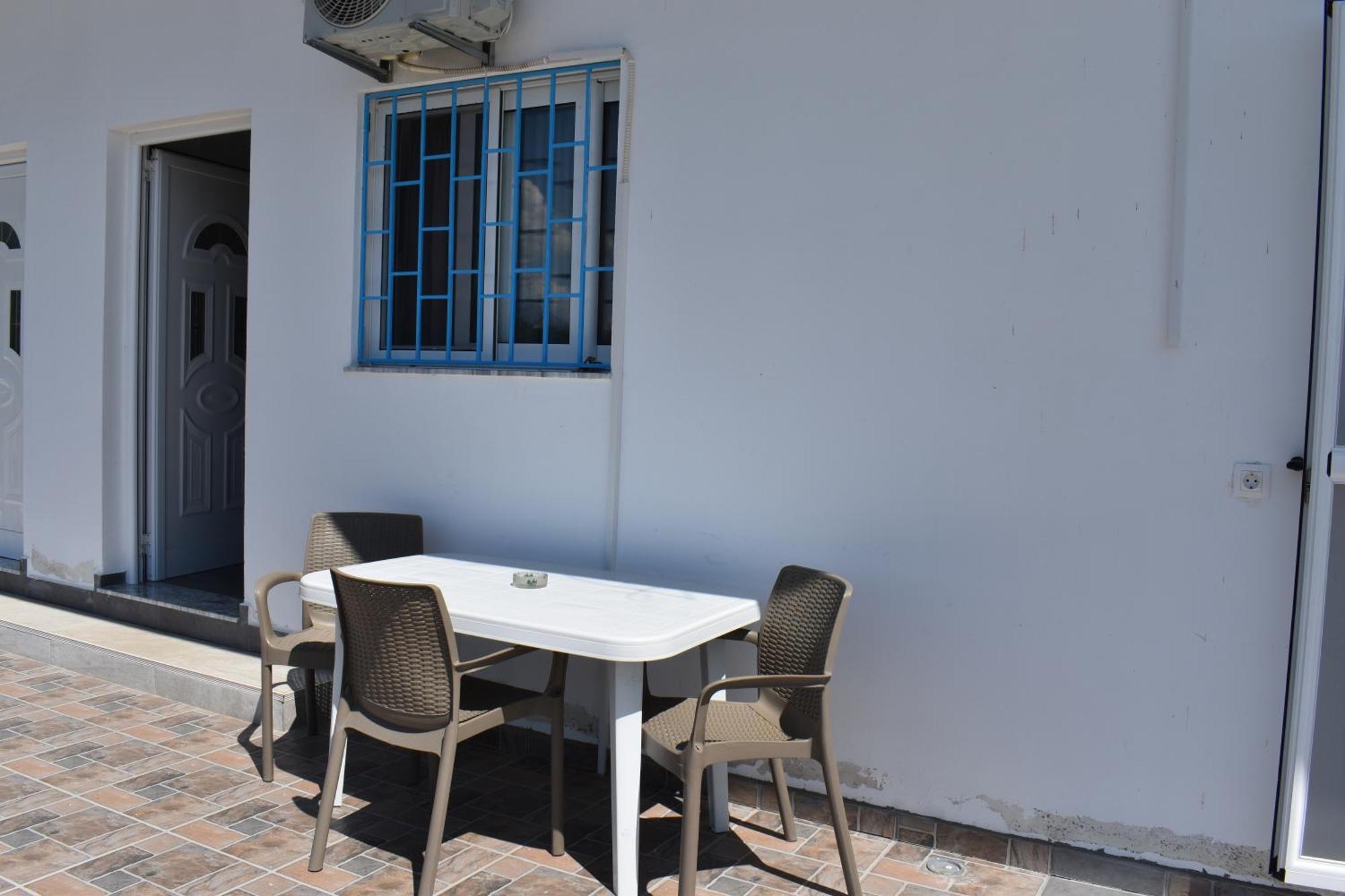 Anastasias * Sarandë
